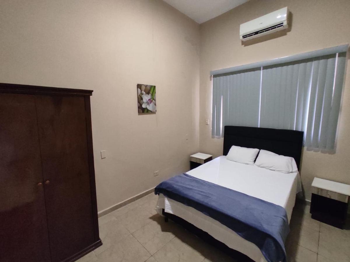 Turis Hotel Ciudad del Este Eksteriør billede